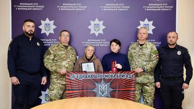 Рідним загиблих поліцейських передали посмертні нагороди