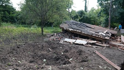 "Страшно завжди, звикнути до цього нереально" — жителі Угроїдів на Сумщині про обстріли селища "Страшно завжди, звикнути до цього нереально" — жителі Угроїдів на Сумщині про обстріли селища