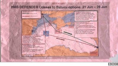 У Британії на зупинці знайшли секретні документи Міноборони про прохід есмінця біля Криму У Британії на зупинці знайшли секретні документи Міноборони про прохід есмінця біля Криму