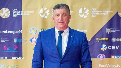 Михайло Мельник