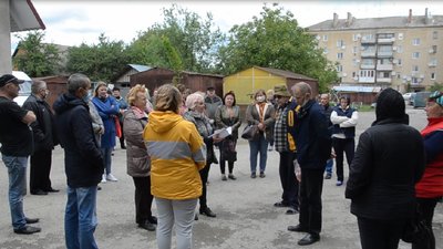 Мешканці Борщова звернулися до Міністерства розвитку громад, щоб їхню п'ятиповерхівку відремонтували Мешканці Борщова звернулися до Міністерства розвитку громад, щоб їхню п'ятиповерхівку відремонтували