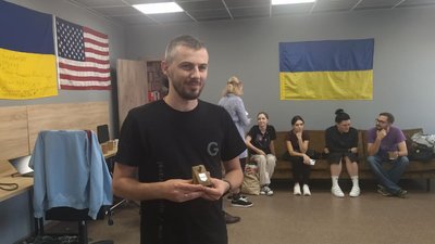 Волонтерський штаб "Ангар" у Луцьку закрив благодійний збір на 10 млн гривень Волонтерський штаб "Ангар" у Луцьку закрив благодійний збір на 10 млн гривень