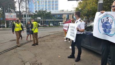 Моряки Одеси вийшли на марш проти корупції Моряки Одеси вийшли на марш проти корупції