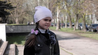 У Запоріжжі 6-річна Софія передала свої кишенькові гроші на потреби ЗСУ
