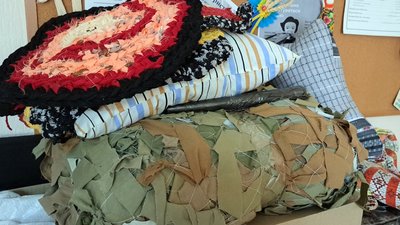 Навчають української мови, допомагають армії та переселенцям. Бібліотека в Дніпрі працює як волонтерський осередок Навчають української мови, допомагають армії та переселенцям. Бібліотека в Дніпрі працює як волонтерський осередок
