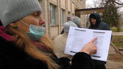 Жителі одного із сіл на Херсонщині звинувачують сільського голову у махінаціях із землею Жителі одного із сіл на Херсонщині звинувачують сільського голову у махінаціях із землею