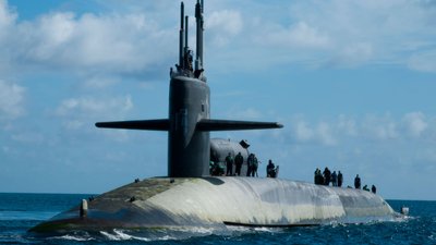 Франція відкликає послів з США та Австралії через зрив контракту на продаж військових субмарин