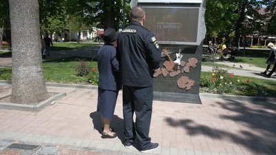 Обоє оборонці, обоє пішли захищати Батьківщину добровольцями. Історія розвідниці та кіборга з Вінниччини Обоє оборонці, обоє пішли захищати Батьківщину добровольцями. Історія розвідниці та кіборга з Вінниччини