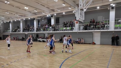 Вінницькі "блискавки" перемогли харківську команду "ХАІ" Вінницькі "блискавки" перемогли харківську команду "ХАІ"