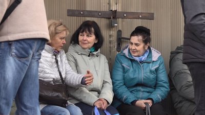 У Черкасах віряни-іноземці роздають гарячі сніданки У Черкасах віряни-іноземці роздають гарячі сніданки