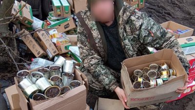 "Зігрівайки" із Золотоноші: досвід волонтерки-свічкарки та її команди з Черкащини "Зігрівайки" із Золотоноші: досвід волонтерки-свічкарки та її команди з Черкащини