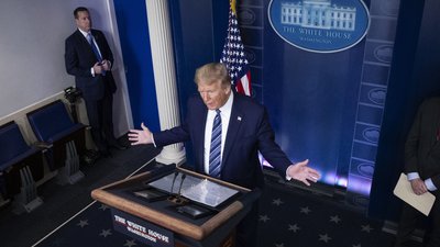 Трамп: "Найбільша кількість хворих на COVID-19 – це почесно"