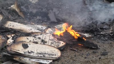 Мешканка Хмельниччини, в будинок якої влетів уламок російської ракети, у лікарні в шоковому стані Мешканка Хмельниччини, в будинок якої влетів уламок російської ракети, у лікарні в шоковому стані