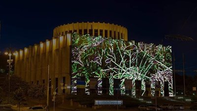 Український дім підготував виставку та світлове шоу до роковин Чорнобильської катастрофи