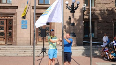 У Миколаєві підняли олімпійський прапор У Миколаєві підняли олімпійський прапор