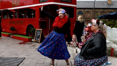Вінтажні речі в тренді, чому ми любимо вінтаж