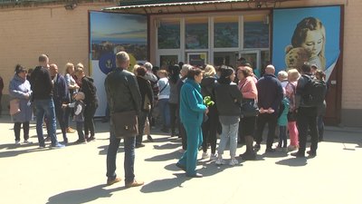У Запоріжжі до центру підтримки переселенців “Я — Маріуполь” звернулося понад 300 людей У Запоріжжі до центру підтримки переселенців “Я — Маріуполь” звернулося понад 300 людей