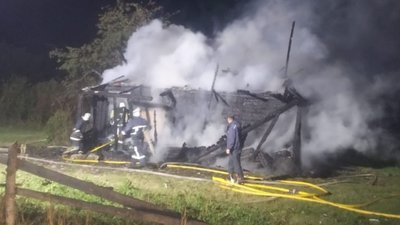 На Івано-Франківщині рятувальники на згарищі знайшли тіло власника будинку