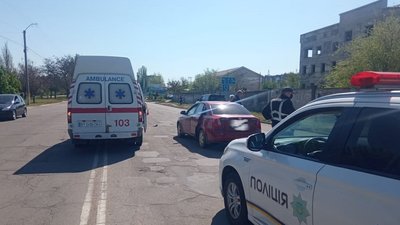 На Херсонщині поліція встановлює свідків смертельної ДТП у Новій Каховці