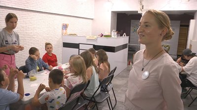 Лучанка організувала 250 заходів для переселенців та відкрила волонтерський центр Лучанка організувала 250 заходів для переселенців та відкрила волонтерський центр
