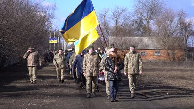 Бійця Максима Хітайлова поховали у селі Вирішальне Лохвицького району Бійця Максима Хітайлова поховали у селі Вирішальне Лохвицького району