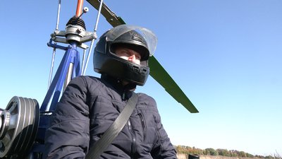 Мріяв з дитинства: на Рівненщині чоловік власноруч змайстрував вертоліт Мріяв з дитинства: на Рівненщині чоловік власноруч змайстрував вертоліт
