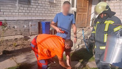 Рятувальники, Брошнів-Осада, колодязь, Франківщина