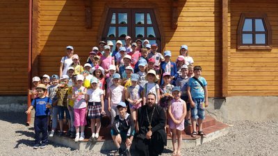 Евакуював людей, був поранений, але повернувся в стрій. Настоятель храму воює на передовій Евакуював людей, був поранений, але повернувся в стрій. Настоятель храму воює на передовій