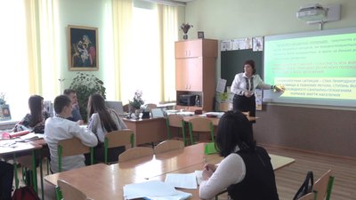 На Тернопільщині загальноосвітню школу перевіряють експерти інституційного аудиту