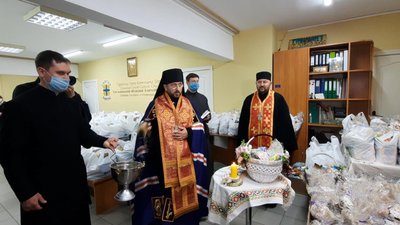 До Великодня підопічні хмельницького "Карітасу" отримають продуктові набори