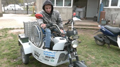 Іван Гайдей на кріслі колісному виготовляє турбопічки для ЗСУ Іван Гайдей на кріслі колісному виготовляє турбопічки для ЗСУ
