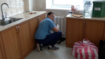 У Рівному волонтери влаштували генеральне прибирання у відділення дитячої лікарні У Рівному волонтери влаштували генеральне прибирання у відділення дитячої лікарні