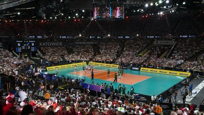 Аншлаг у перший день та несамовита підтримка поляків. Як розпочався чемпіонат світу з волейболу в Польщі