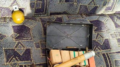 На Житомирщині правоохоронці затримали псевдовійськового з вибухівкою та боєприпасами На Житомирщині правоохоронці затримали псевдовійськового з вибухівкою та боєприпасами
