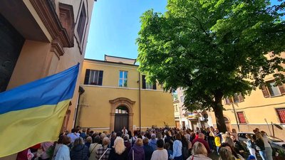 "За благодійні концерти ми привезли 5-6 тонн гуманітарної допомоги", – народні артисти України Назарій і Дмитро Яремчуки "За благодійні концерти ми привезли 5-6 тонн гуманітарної допомоги", – народні артисти України Назарій і Дмитро Яремчуки