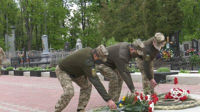 Близько 30 масових заходів на 8 та 9 травня запланували на Сумщині Близько 30 масових заходів на 8 та 9 травня запланували на Сумщині