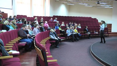Медпрацівники громад Житомирщини навчалися європейській моделі патронажу вагітних та родин з дітьми