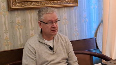 У Миколаєві 12 квітня 2022 року через пошкодження водоводу російськими військами зникло централізоване водопостачання. З шостого травня 2022 року комунальники розпочали заповнення водопровідної системи міста технічною водою з річки Південний Буг.