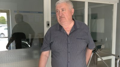 Лучани скаржать на низький тиск води