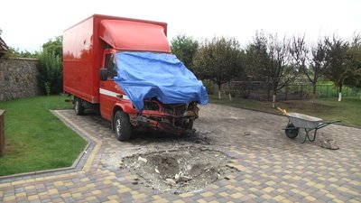 Наслідки ракетної атаки на Хмельниччину 26 липня 2023 року Наслідки ракетної атаки на Хмельниччину 26 липня 2023 року