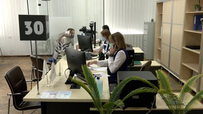 У Рівненському ЦНАПі почали надавати послуги сервісного центру МВС