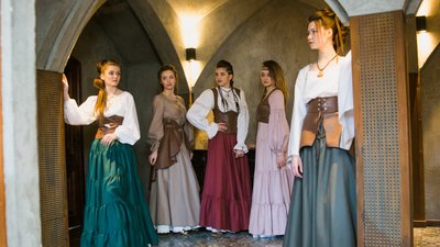 "Натхнення Любарта": лучанки створили колекцію середньовічного одягу