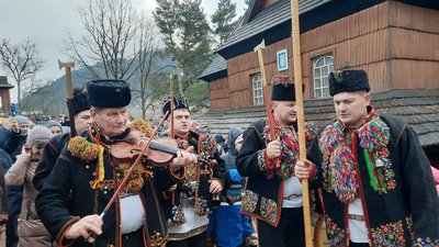 У Криворівні на Франківщині святкують Різдво Христове У Криворівні на Франківщині святкують Різдво Христове