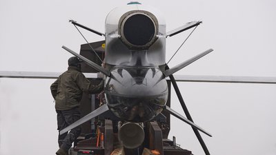 Інженери передають ракету "Фламінго" виробництва компанії Fire Point військовим