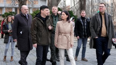 Миколаїв відвідала глава МЗС Німеччини Анналена Бербок: про що говорили Миколаїв відвідала глава МЗС Німеччини Анналена Бербок: про що говорили
