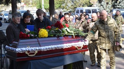 В Одесі попрощалися із двома загиблими полковниками ОК "Південь" В Одесі попрощалися із двома загиблими полковниками ОК "Південь"