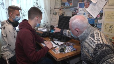 "Радіо — не тільки хобі". У Краматорську відкрили шкільну радіостанцію "Радіо — не тільки хобі". У Краматорську відкрили шкільну радіостанцію