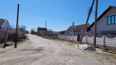 На Миколаївщині через обстріли, люди по селах, сидять без світла та пенсій На Миколаївщині через обстріли, люди по селах, сидять без світла та пенсій