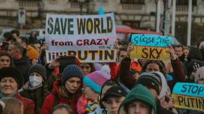 Про це не можна мовчати: черкащанка розповіла, як підтримують Україну за кордоном Про це не можна мовчати: черкащанка розповіла, як підтримують Україну за кордоном