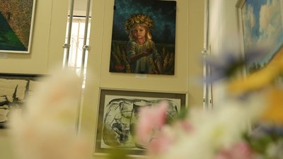 Сумські художники презентували виставку до Дня Незалежності